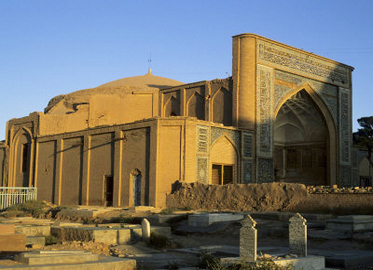 مولانا عبد الرحمن جامی کا مزار مبارک ۳