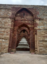 آرام گاہ سلطان شمس الدین 